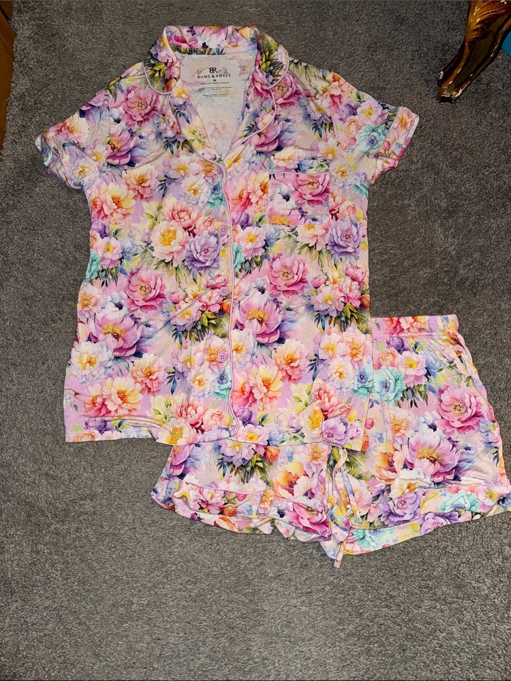 Bums and roses Pajama set